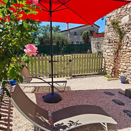 Les Voutelettes Holiday home *